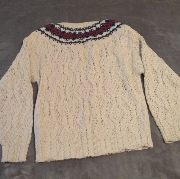 Hand-Knitted Nordic Sweater - Picture 2 of 3